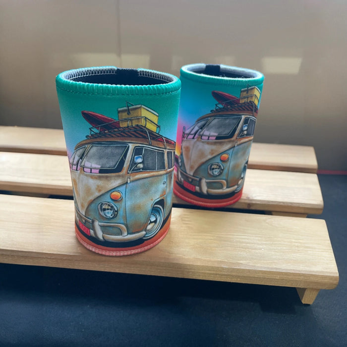 Rusty Kombi On The Beach Can Cooler
