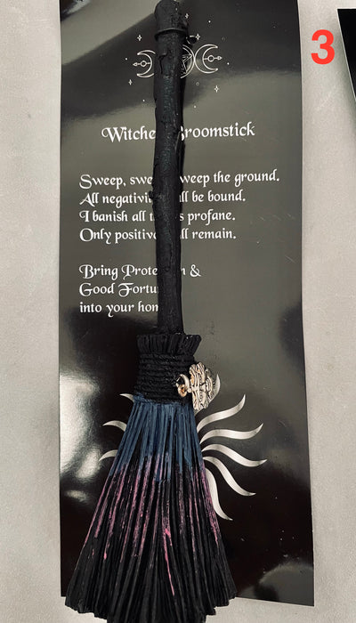 Witches Broomstick 20cm