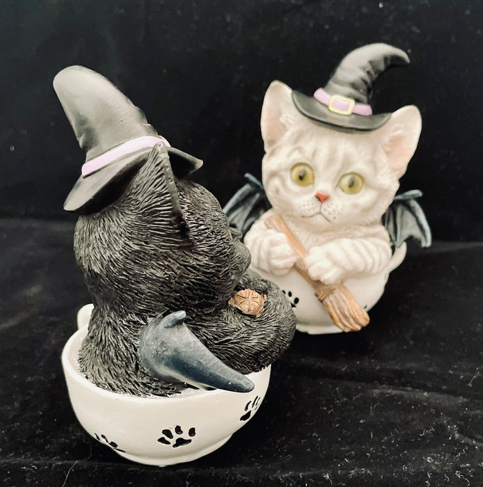 Cat Witch in Cup - 11cm