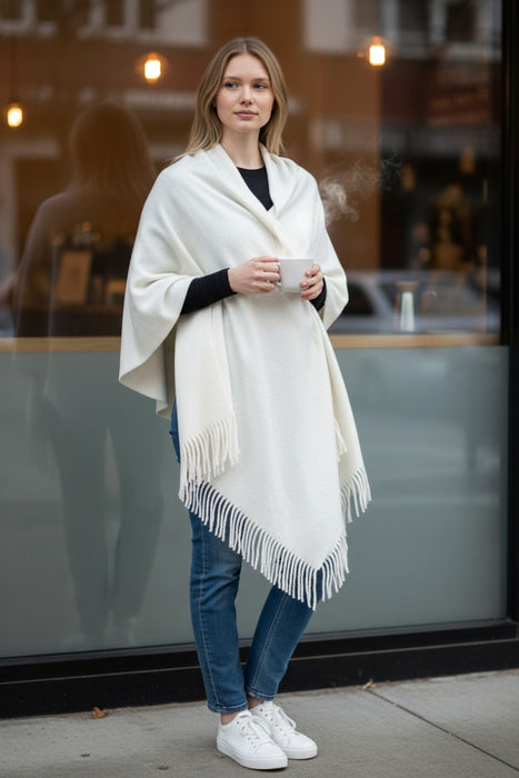 Poncho Light Cream Knit - Free Size